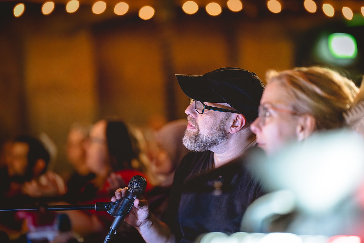 🚂 "It’s like driving a train while laying the tracks at the same time. I love it."

<a href="/WatchThatScene/">Watch That Scene🎭</a> chatted to directors @adammeggido and <a href="/Ali_James22/">Ali James</a> about taking on the absolute beast that is The London 50-Hour Improvathon 👇
watchthatscene.com/post/50-hour-i…

📸 Andrew Billington