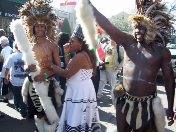 ShawnieceQB's tweet image. I caught it on St Charles and Orleans. They had the real Zulu Warriors