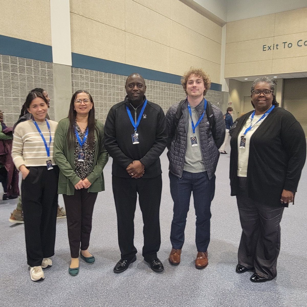 mrskjeter's tweet image. Five of our @WHS_Redhawks teachers had the opportunity to attend @VisibleLearning conference today sponsored by @SCASCD! We look forward to them sharing with our entire faculty and observing high leverage instructional strategies. @MrsTNicholson @RichlandTwo #ExcellenceOnPurpose