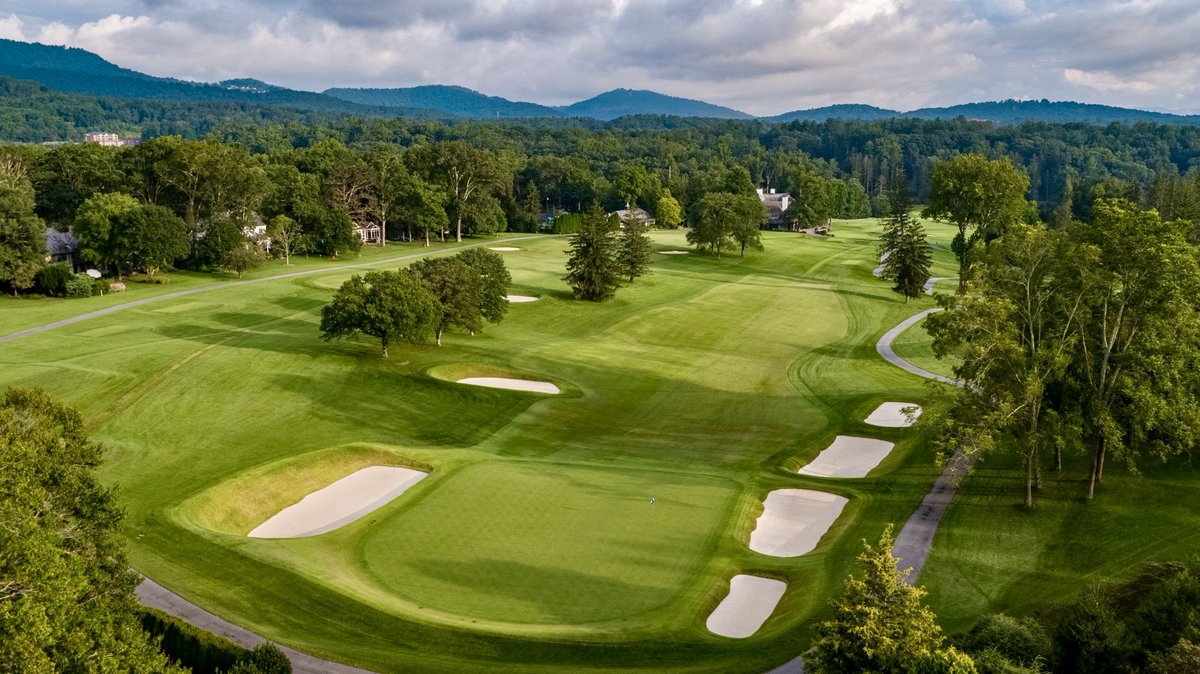 Jordon Bowling (@bowling_jordon) on Twitter photo Last day at Biltmore Forest County Club. Big thanks to <a href="/HeustisMichael/">Michael Heustis</a> for a great 6 years. Last day at Biltmore Forest County Club. Big thanks to <a href="/HeustisMichael/">Michael Heustis</a> for a great 6 years.
