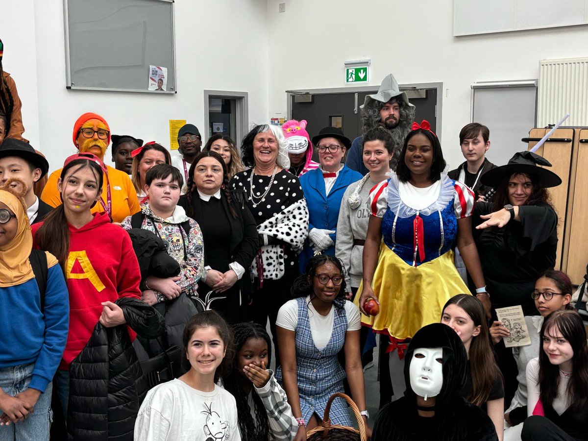 Harris Greenwich students and staff celebrating World Book Day! 📚