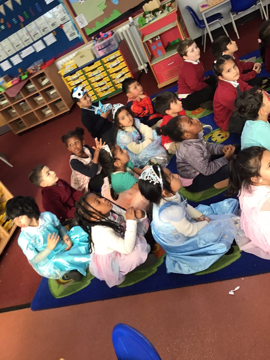 Reception @ South Camberley Primary tweet media