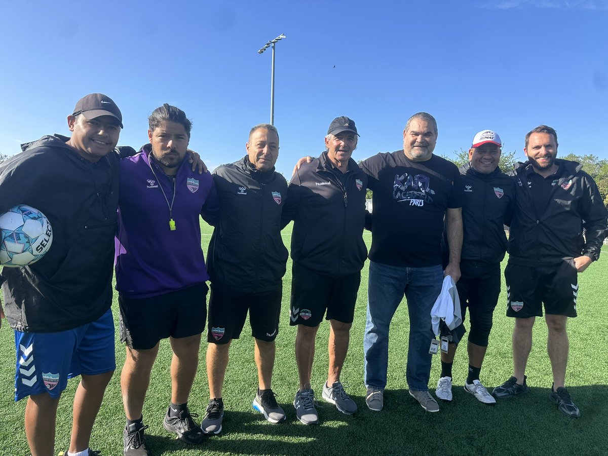 MIAMI UNITED F.C. (@miamiunitedfc) on Twitter photo 🔥Hoy hemos tenido el honor de recibir a una verdadera leyenda del fútbol mundial, ¡ <a href="/JoseLChilavert_/">José Luis FelixChilavert Gonzalez</a> 🧤
Su increíble trayectoria y habilidades en el campo lo han convertido en un ícono de este maravilloso deporte, y hoy tuvimos el placer de conocer a la gran persona #Chilavert 🔥Hoy hemos tenido el honor de recibir a una verdadera leyenda del fútbol mundial, ¡ <a href="/JoseLChilavert_/">José Luis FelixChilavert Gonzalez</a> 🧤
Su increíble trayectoria y habilidades en el campo lo han convertido en un ícono de este maravilloso deporte, y hoy tuvimos el placer de conocer a la gran persona #Chilavert