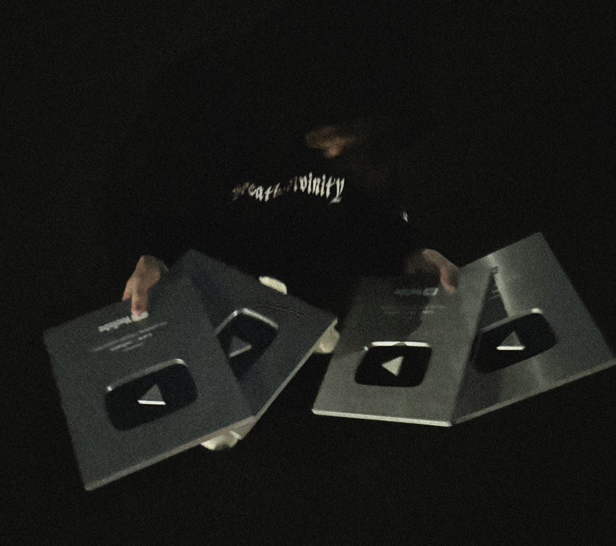 reliantlane's tweet image. Opening my client slots up for YouTube strategy/operations work again!  

If you are looking for someone to assist in this position or know anybody looking, feel free to DM me. 

Past work and experience in the thread below.