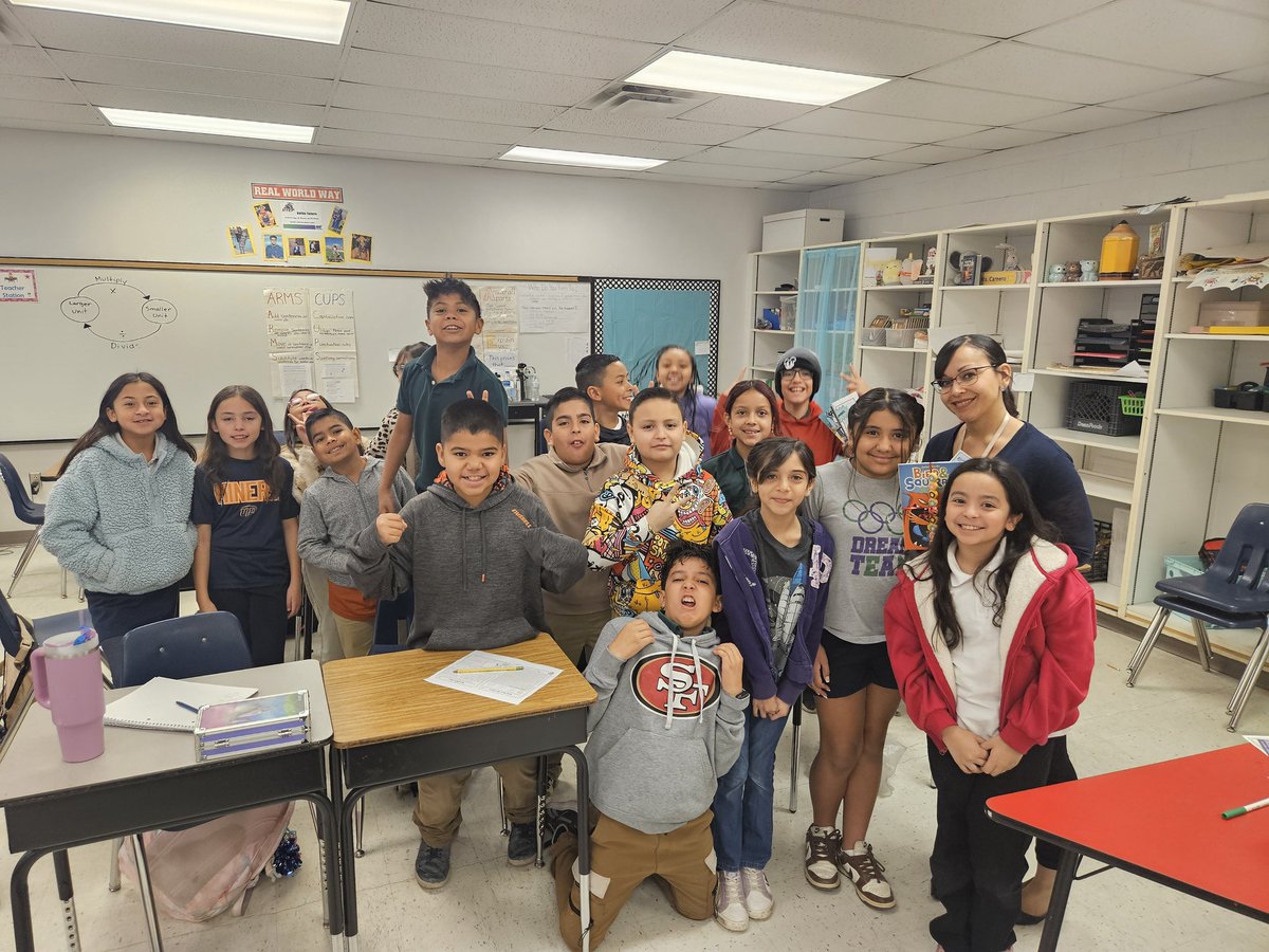 Day 4: Dress like a Rocket Day was a BLAST! 🚀 Ready for our final day of Read Across America Week! Congrats to Ms. Carnero for our trivia winner! 
#ALLIN <a href="/Ctristan_LVE/">Claudia Tristan</a> <a href="/LVerde_ES/">Loma Verde Elem</a>