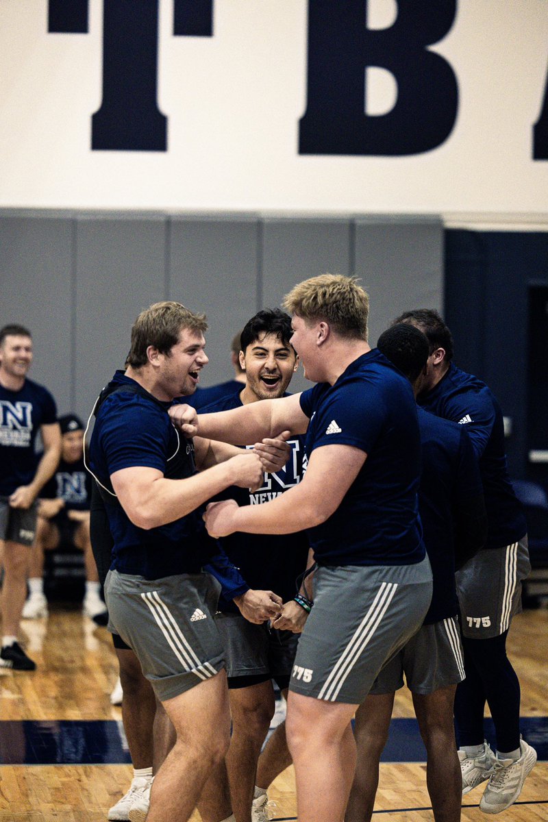 ɴɪɢʜᴛ ᴏꜰ ᴄʜᴀᴍᴘɪᴏɴꜱ (ᴘᴀʀᴛ 1)

Special thanks to <a href="/ITSLogistics_/">ITSLogistics</a> for supplying the semi!

#RiseTogether