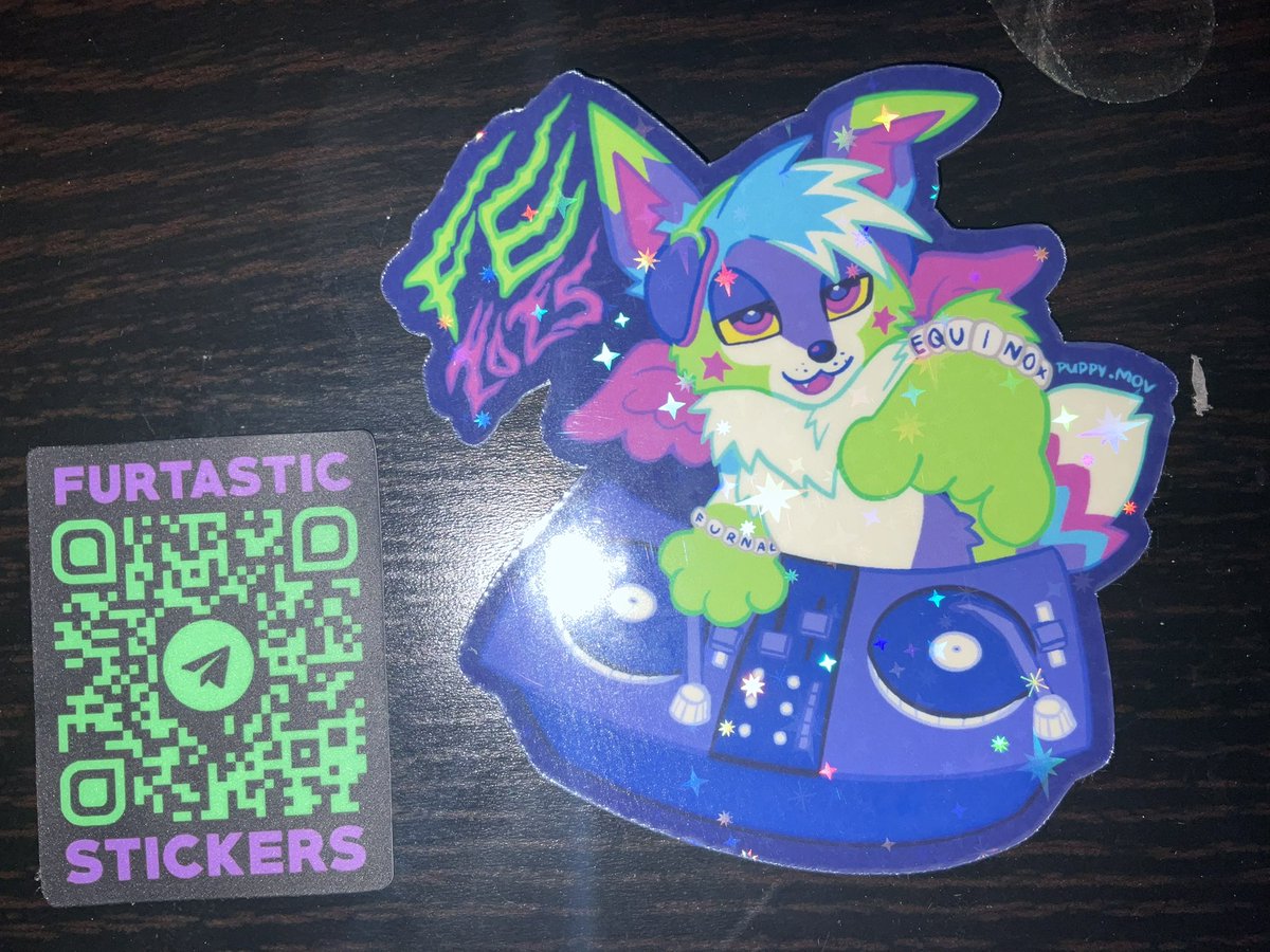 🩷🩵furnal equinox is in 2 WEEKS!!!💚💜
if you see me, you can politely ask for a sticker made by <a href="/FurtasticPrints/">Furtastic Stickers</a> who i highly recommend!