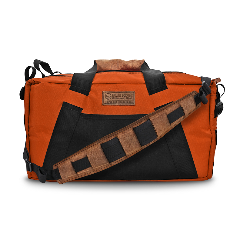 BROGusa's tweet photo. Restock alert: TOUR Duffel Bag. From the gym, to the airport, to the backwoods, this carry-all does it all. Organize the inside with our Med. Packing Cubes. Made with premium X-Pac for durability and weather readiness. https://t.co/q6UhCrM73v #AmericanMade https://t.co/Ckm5tnKtfg