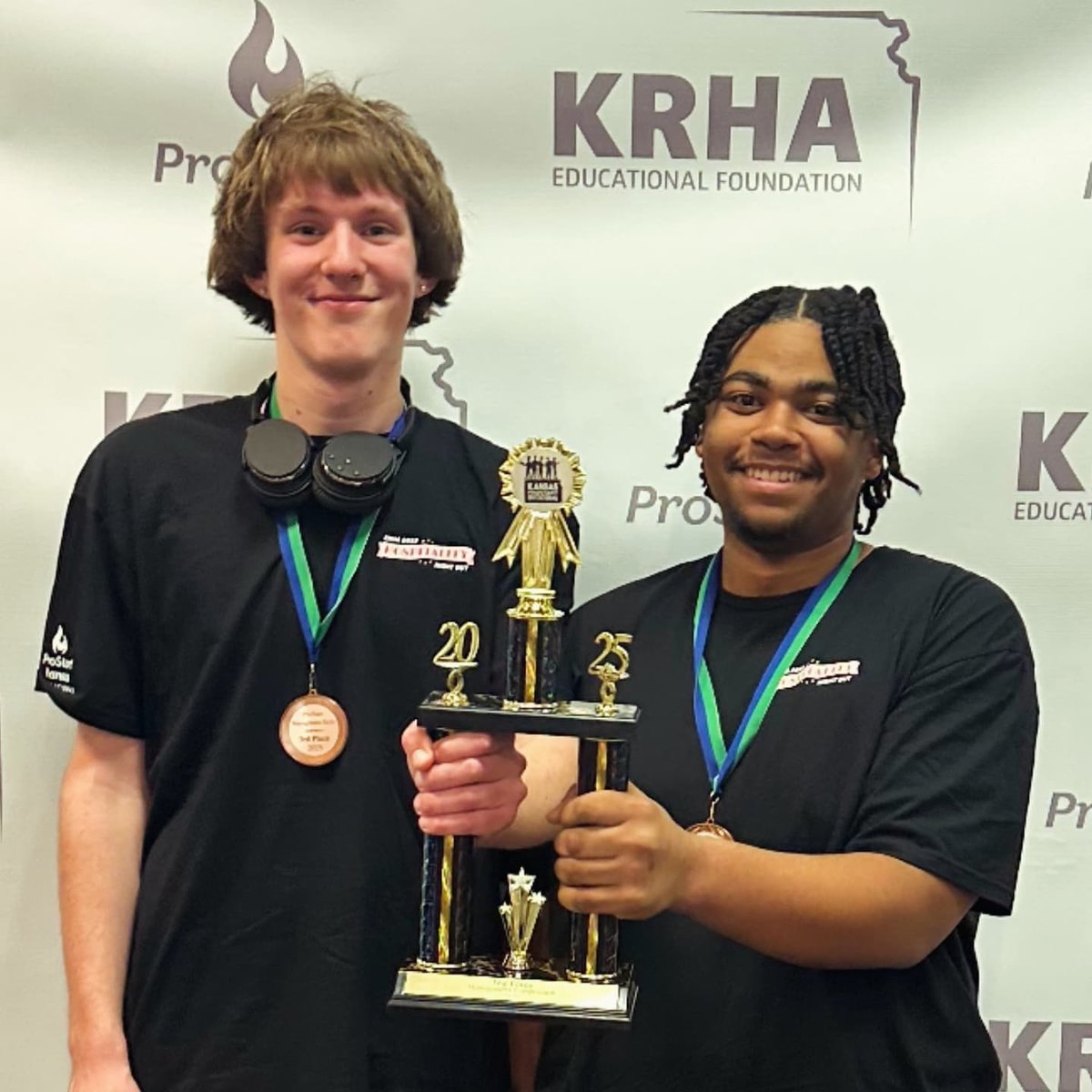 OATC Culinary Arts program brought home 1st and 3rd... we are headed to Nationals!!
<a href="/OlathePathways/">Olathe Career Pathways</a> @olathepublicschools <a href="/ProStart/">ProStart</a>