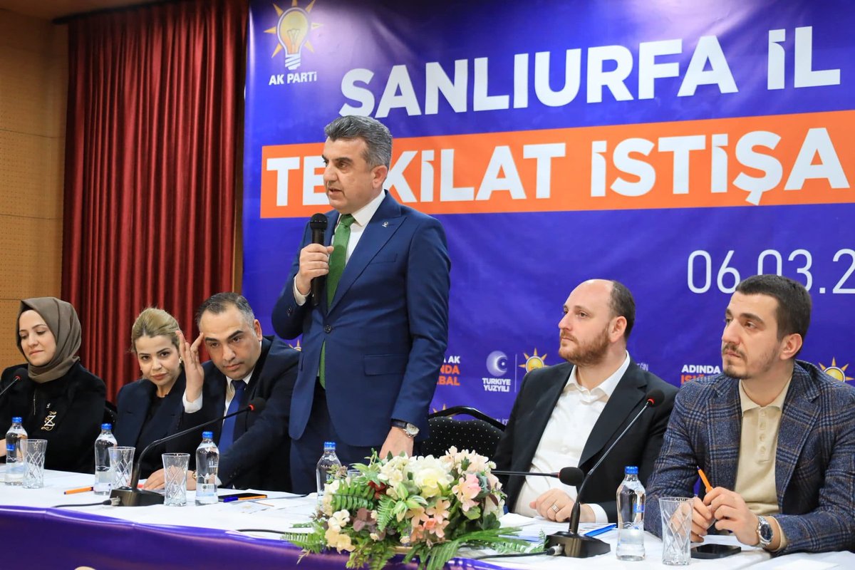milhamigunbegi's tweet photo. AK Parti Genel Başkan Yardımcımız, Teşkilat Başkanımız Sayın @abuyukgumus'ün teşrifleriyle, MKYK Üyelerimiz, İl Kadın Kolları Başkanımız, İl Gençlik Kolları Başk üç kademe il teşkilatımız, üç kademe ilçe başkanlarımız ve belediye başkanlarımızla istişare ve değerlendirme toplantımızı gerçekleştirdik.

Bu Kutlu Davanın arkasında, teşkilatlarımızın fedakarlığı, milletin duası, Genel Başkanımız ve Cumhurbaşkanımız Sn. Recep Tayyip Erdoğan’ın cesareti, kararlılığı, liderliği var. 

#SevdamızŞanlıurfa
@RTErdogan @Akparti @bybekirbozdag  
@efkanala @mustafaelitas @Hayati_Yazici @abuyukgumus @aliihsanyavuz54 @acarfaruka @SirakayaZafer @drbetulsayan @mustafademir @ZeybekciNihat @AhmetBOgutken @belginuygur10 @sevilay_tuncerr @mustafasenbd @DrOmerileri @zorlu77 @DrYerebakan @HuseyinYayman @omerrcelik @eyupkadirinan @tugbaisikercan @avyusufibis @Ziverozdemir @AEminOnenOfis @ProfDrDusak @ibrahimeyyupogl @malicevheri @CYAZMAC @HikmetBasak_63 @av_mfaruk @umuttuncertr @Malikurt14 @AieNacar @Mehmet_Kirmizi1 @KmlttinYlmztkn @ZehraAy0663 @furkankucukk_ @ensartopcu @vahitatalan  @mcanpolatnet @mehmetkusnet @bucakalimurat82 @ayhanhakimm