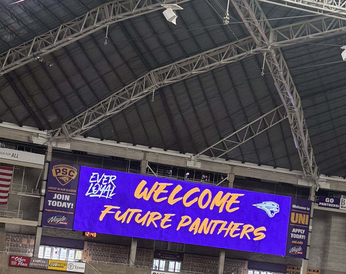 Kamhurst(6) (@kamhurst6) on Twitter photo Thank you to <a href="/CoachKHodges/">Kevin Hodges</a> and the UNI coaching staff for having having me down for a visit this afternoon!!!🙏🏾 <a href="/tony_woolfolk/">TONY ‘PT’ WOOLFOLK</a> <a href="/CoachFivve/">DaVon Berry ( Coach 5 )</a> <a href="/JPRockMO/">JP Rock</a> Thank you to <a href="/CoachKHodges/">Kevin Hodges</a> and the UNI coaching staff for having having me down for a visit this afternoon!!!🙏🏾 <a href="/tony_woolfolk/">TONY ‘PT’ WOOLFOLK</a> <a href="/CoachFivve/">DaVon Berry ( Coach 5 )</a> <a href="/JPRockMO/">JP Rock</a>