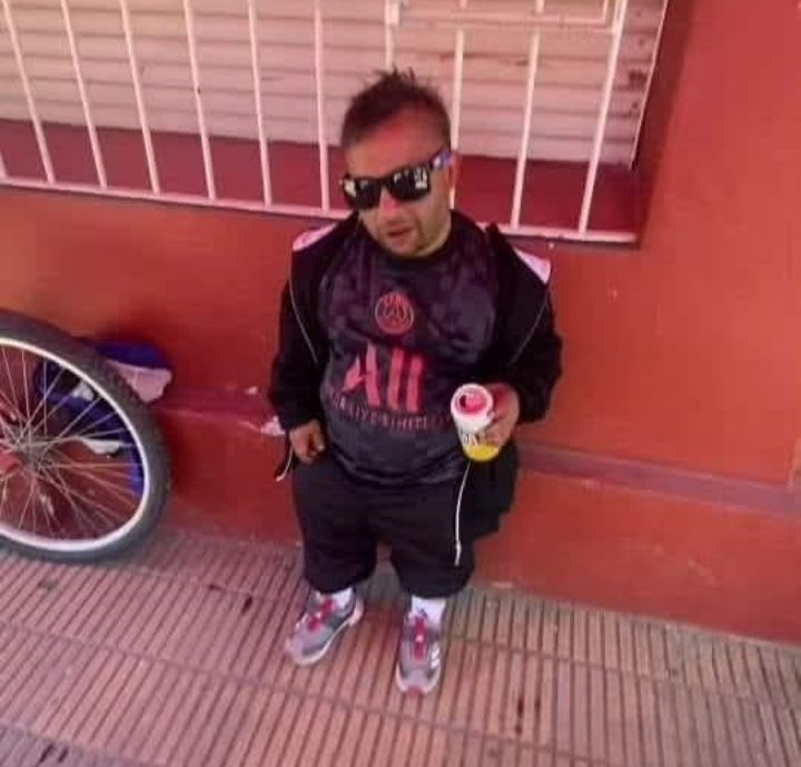 Se portó re bien en su primer día de jardín y le compré una latita
