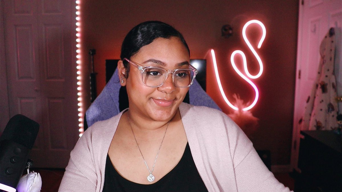 I am live (hopefully) not raging on Rivals comp if you're feeling generous to stop by 😇 friends y'all think <a href="/Luminosity/">Luminosity Gaming</a> will stop by?? One can hope at least hehe

twitch . tv / martieee_