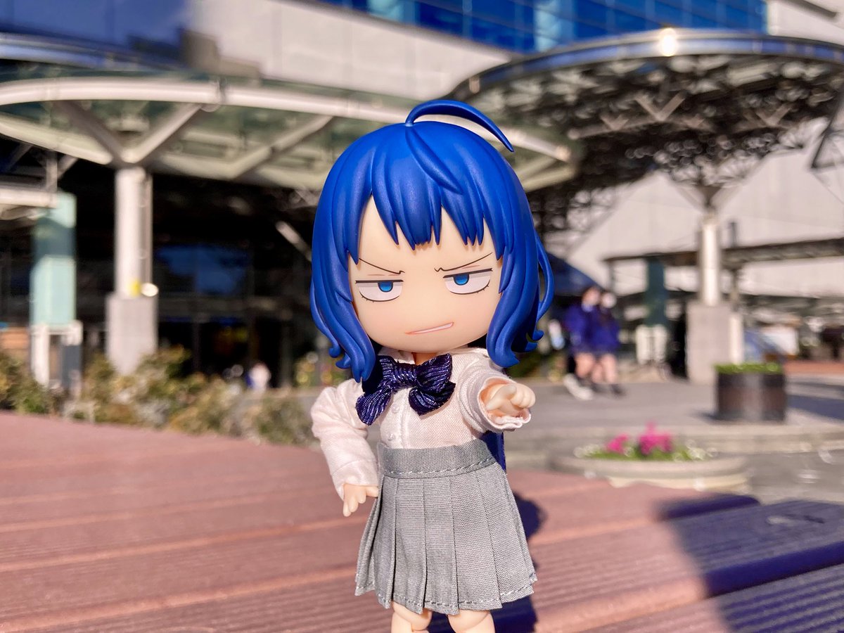 asukaLTD_EXP's tweet photo. 「…というか、お迎えしてから1週間放ったらかしってどういうことよ⁉️」
いや、せっかくだから八奈見さんのファーストショットは豊橋ロケが良いと思って…💦

「…そういうとこだよ、なでしこ君」
どういうとこ？

#負けヒロインが多すぎる #マケイン #八奈見杏菜 #八奈見さんとおでかけ #ねんどり https://t.co/DmBt3Fc0Ft