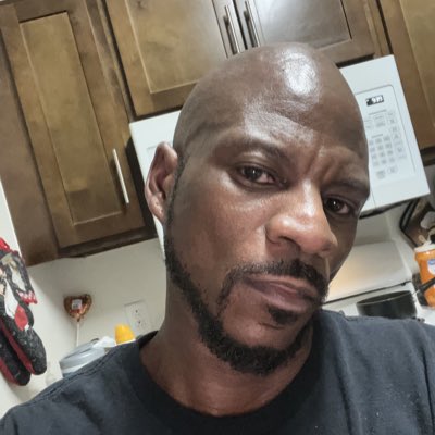 Mikey37's tweet photo. #NewProfilePic https://t.co/O2VLoRnYWW