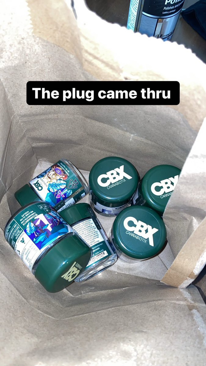 My old roommate use to buy shit like this and be like you can smoke out this🐐