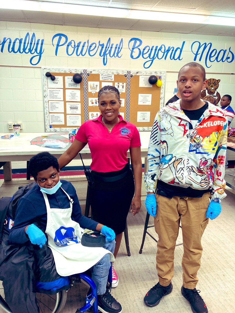 ☕️Visiting the Wolverine Wake Up Cafe <a href="/WestoverHS/">Westoverhigh</a> today. 🌟As always excellent costumer service 👍