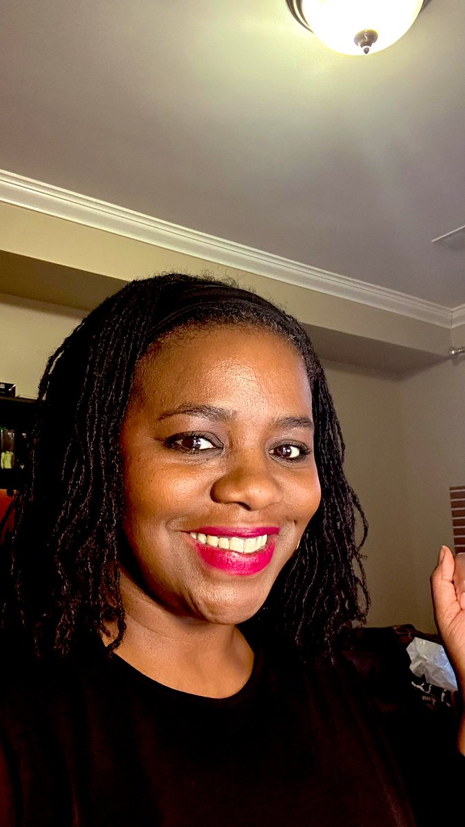 Ready to get this party started! 

Join us tonight as we talk about writing with students mind! 

Sign up here! 
catchy-sound-886.myflodesk.com/b0n6u9r9xu