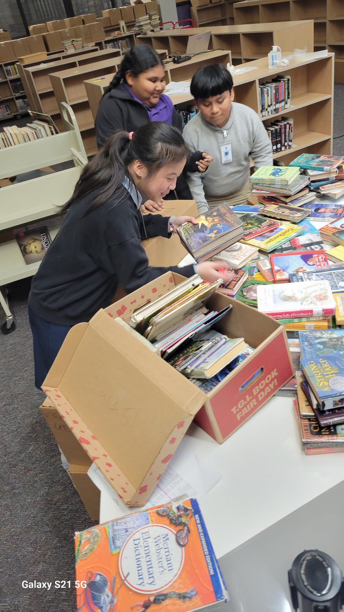 Owens_Int_Library tweet media