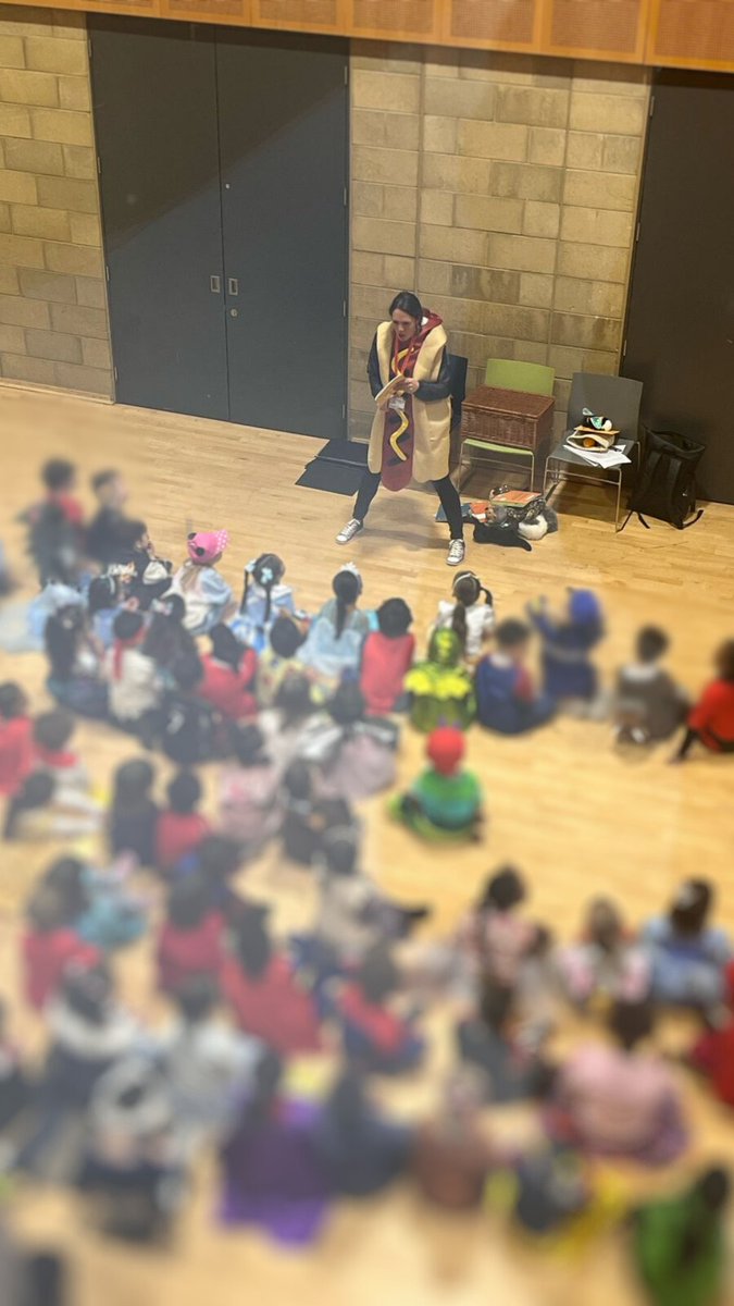 Clare Luther (@clutherauthor) on Twitter photo And that's a wrap <a href="/KingsCrossAcad1/">King's Cross Academy</a> #WorldBookDay.
Awesome day with Nursery - Yr6.
#AuthorVisit #Workshop #PictureBooks <a href="/SpeakingofBks/">Ellie at Speaking of Books</a> And that's a wrap <a href="/KingsCrossAcad1/">King's Cross Academy</a> #WorldBookDay.
Awesome day with Nursery - Yr6.
#AuthorVisit #Workshop #PictureBooks <a href="/SpeakingofBks/">Ellie at Speaking of Books</a>