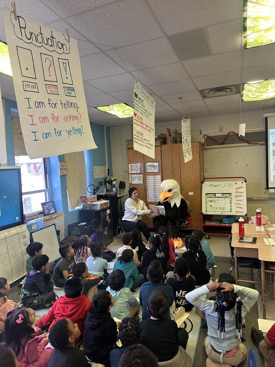 IPS Brookside School 54 (@ipsbrookside54) on Twitter photo Eddie the Eagle soared through the halls today, spreading joy and a love for reading in classrooms! 📖🦅 <a href="/IPSSchools/">IPS</a> <a href="/Erob624/">Erica M. Robinson</a> <a href="/AleesiaLJohnson/">Dr. Aleesia Johnson</a> Eddie the Eagle soared through the halls today, spreading joy and a love for reading in classrooms! 📖🦅 <a href="/IPSSchools/">IPS</a> <a href="/Erob624/">Erica M. Robinson</a> <a href="/AleesiaLJohnson/">Dr. Aleesia Johnson</a>