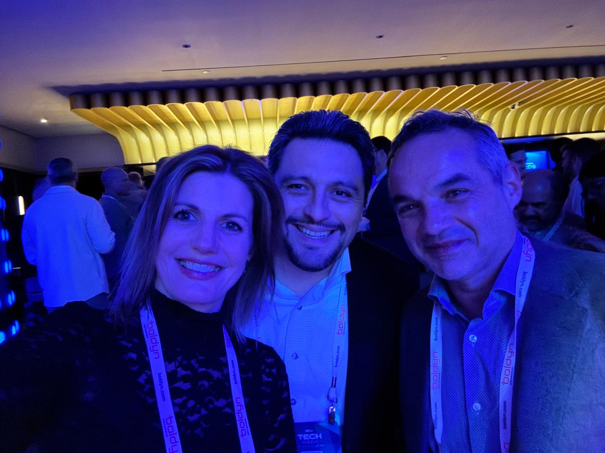 Softtek's tweet image. Honored to be nominated for &quot;Best in Venue &amp;amp; Franchise Operations Technology&quot; by @SBJ during the #SBJTechWeek! It was great hearing about different applications of tech in sports w/ new and familiar faces in #NYC while showcasing our fan engagement ecosystem 🚀

#SBJAwards #SOTI