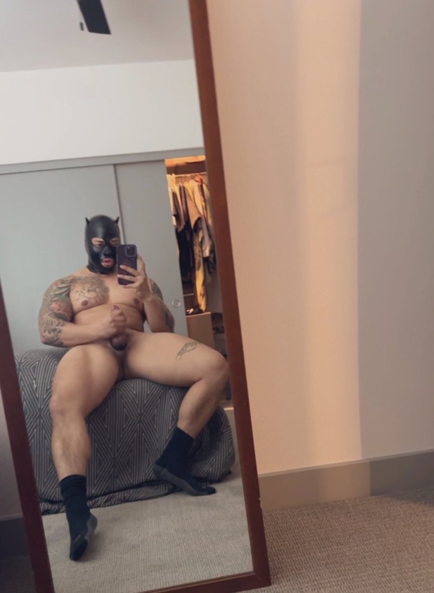 Felt thick might delete later 😈
❤️ if you’d ride me
RT if you’d be my B**** 🤤