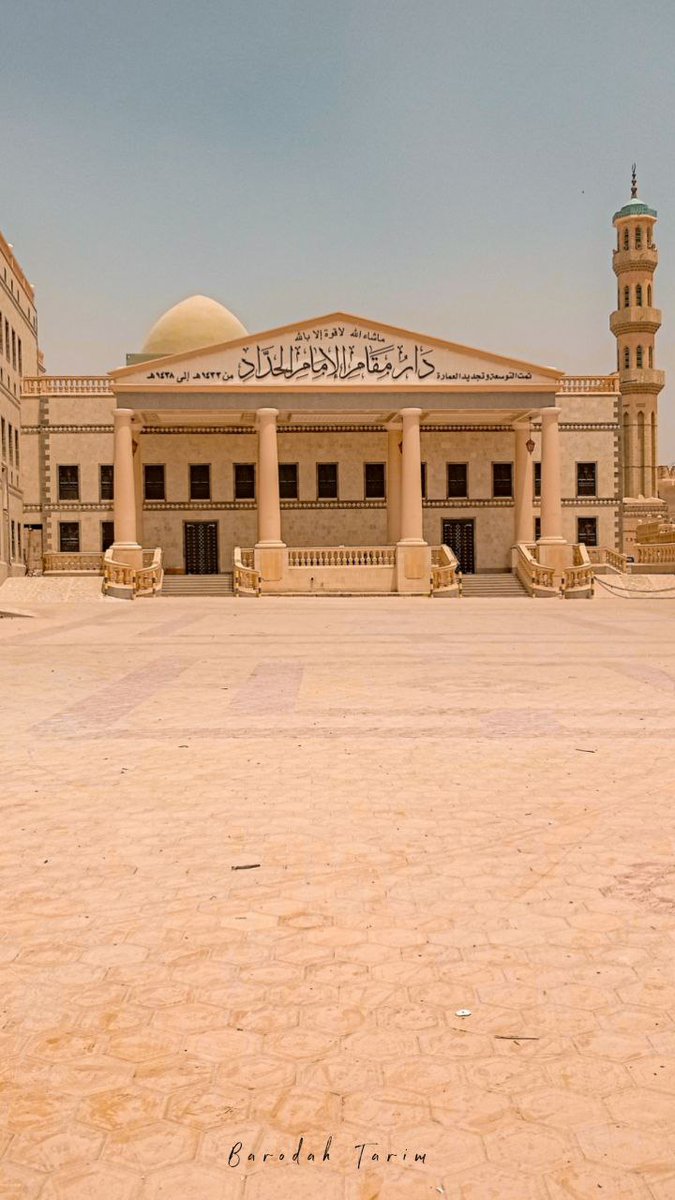 لذلك لا تقل أنك مقدس. وهو أعلم بأهل التقوى

Kita mungkin bisa melihat dosa seseorang, tapi tidak dengan taubat nya, maka berhentilah merasa lebih baik dari orang lain.