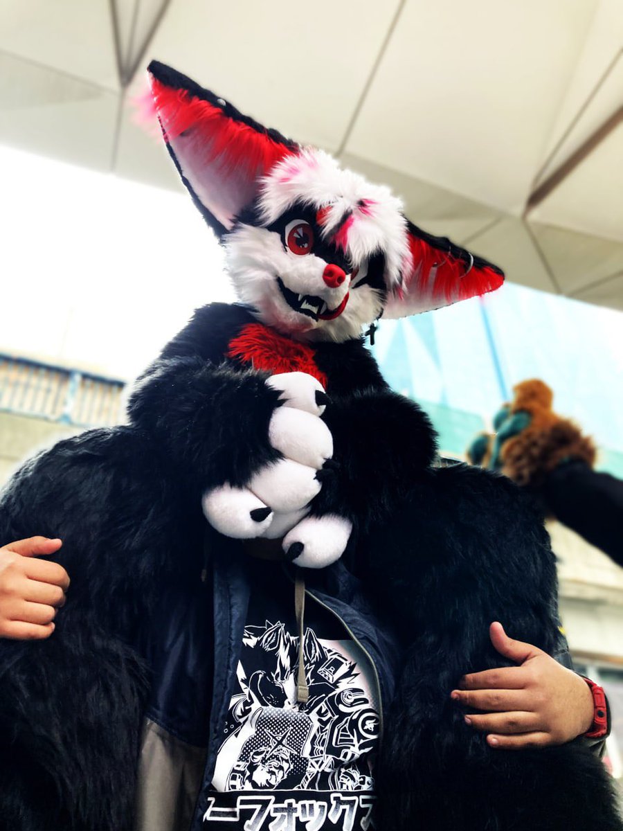 AngelTheFennec's tweet image. Hiya! My names Angel!
‼️minors DNI will have suggestive artwork here & there and will be talking bout mature content‼️
Pronouns: He/They
❤️Taken by Raven❤️
Multi-suiter
420 friendly
Genderfluid Pansexual
Canadian🇨🇦