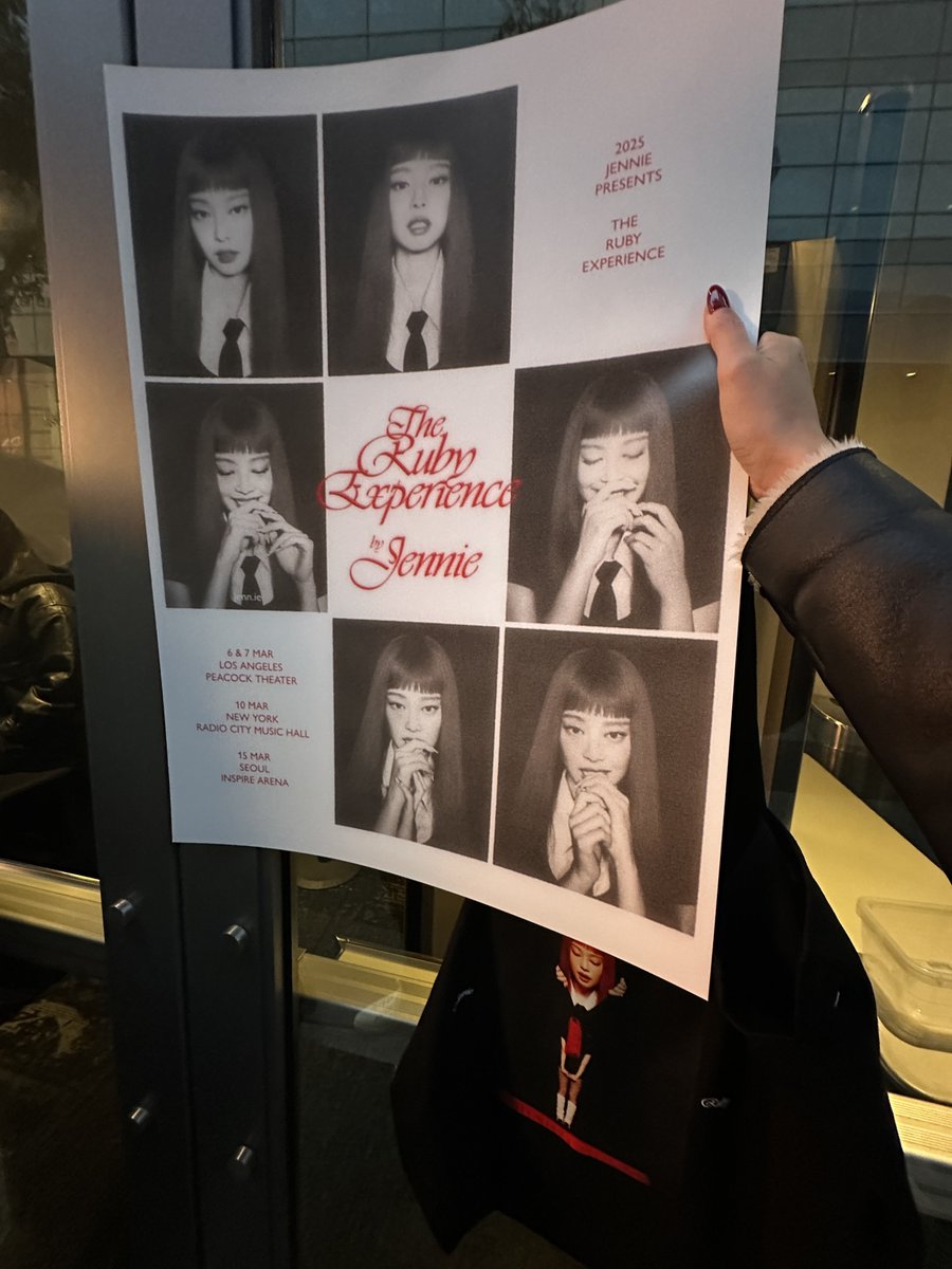 lovesjennie3000's tweet image. we here!!! @jennierubyjane #RubyExperience #jennie #제니