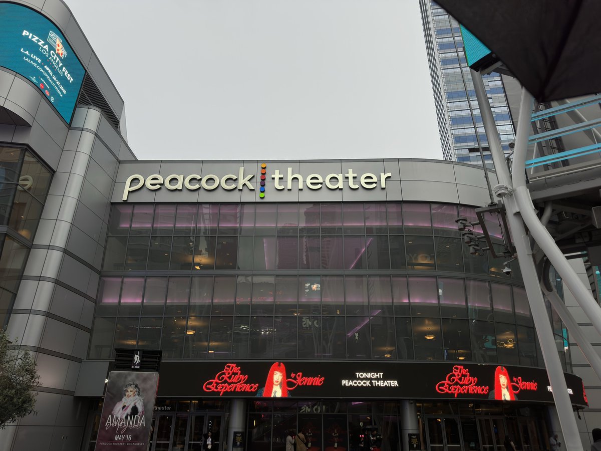 lovesjennie3000's tweet image. we here!!! @jennierubyjane #RubyExperience #jennie #제니