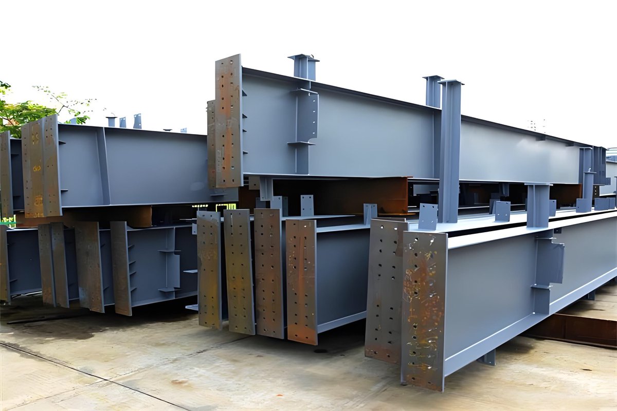 Structure_BY's tweet image. Strong, efficient, and reliable! Our steel structures are designed to support your projects for years to come. #StructuralSteel #BuildingSolutions #fyp