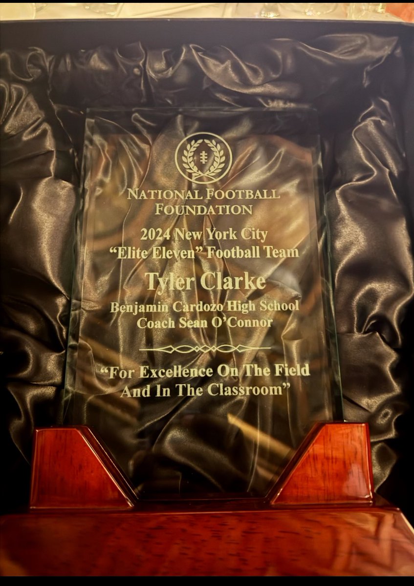 CardozoJudgesFootball tweet media