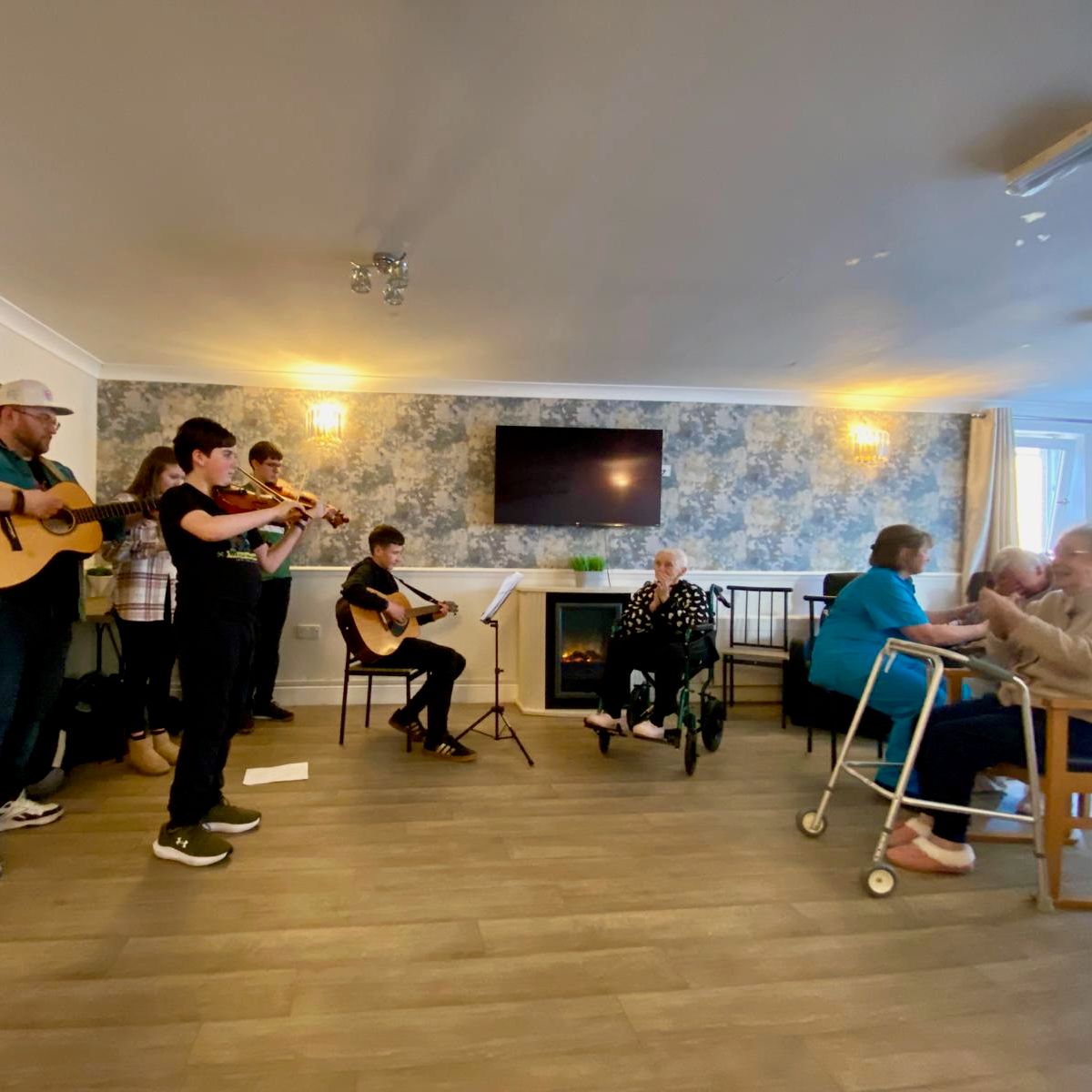 🎶 Community Performances: Renfrew 🎶

Our young musicians had a fantastic time at Renfrew Care Home &amp; Craigielea Care Home, receiving such a warm welcome! 🎶🪗

Huge thanks to Renfrew Local Partnership Group (Renfrewshire Council) for making this possible! 😊