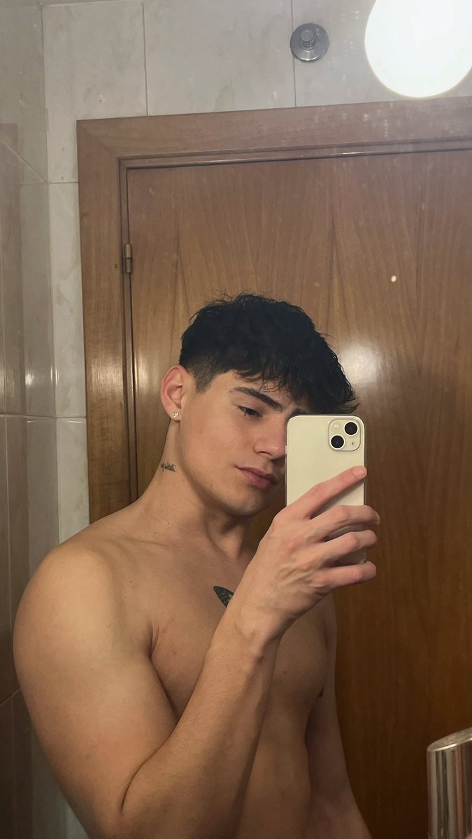 Andres 🦥 (@aandrees___) on Twitter photo 