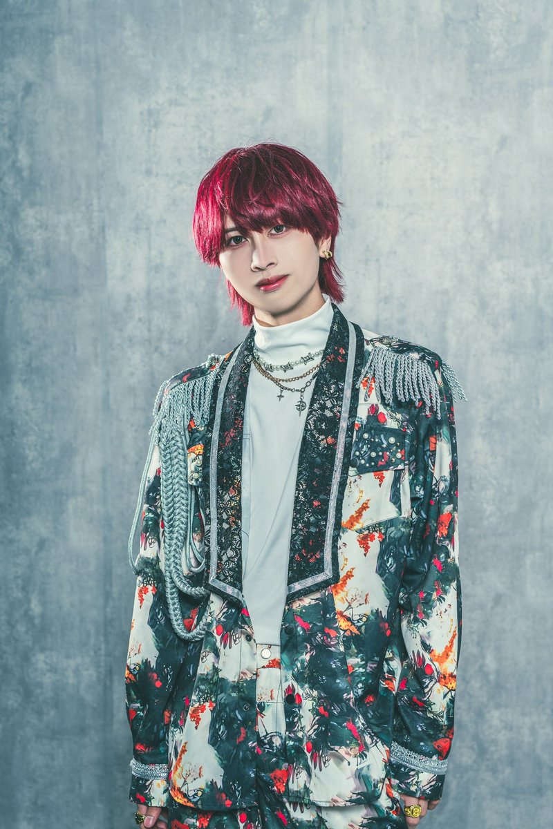 SYANK【公式】🐈⬛ (@syank_official) on Twitter photo ╭━ ⋅𖥔⋅ ━━━✶━━━ ⋅𖥔⋅ ━╮
KOU <a href="/syank_kou/">KOU【SYANK】</a>
Member Color:赤
Birthday:1997年10月28日
lit.link/syankkou
╰━ ⋅𖥔⋅ ━━━✶━━━ ⋅𖥔⋅ ━╯
このポストをRP+♡=150で更に…🔓✨
#SYANK ╭━ ⋅𖥔⋅ ━━━✶━━━ ⋅𖥔⋅ ━╮
KOU <a href="/syank_kou/">KOU【SYANK】</a>
Member Color:赤
Birthday:1997年10月28日
lit.link/syankkou
╰━ ⋅𖥔⋅ ━━━✶━━━ ⋅𖥔⋅ ━╯
このポストをRP+♡=150で更に…🔓✨
#SYANK