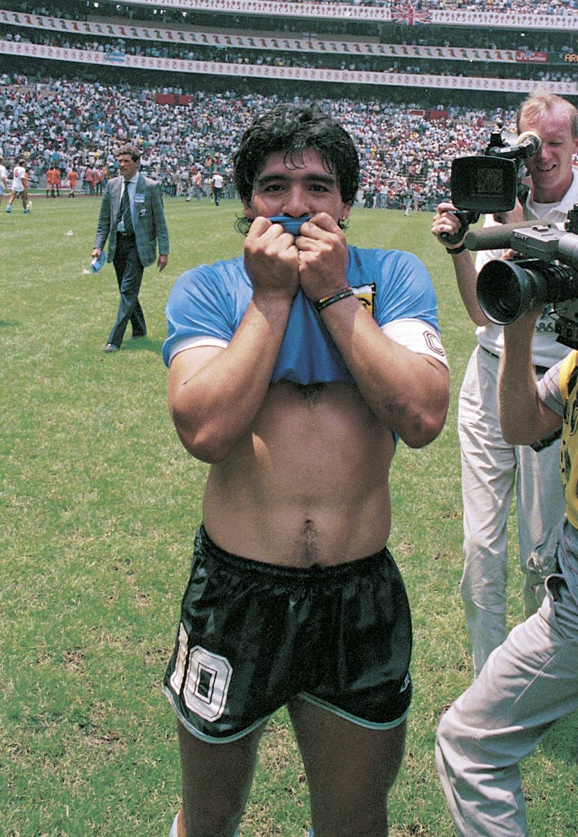 For the badge ❤️🛡️

#FIFAWorldCup