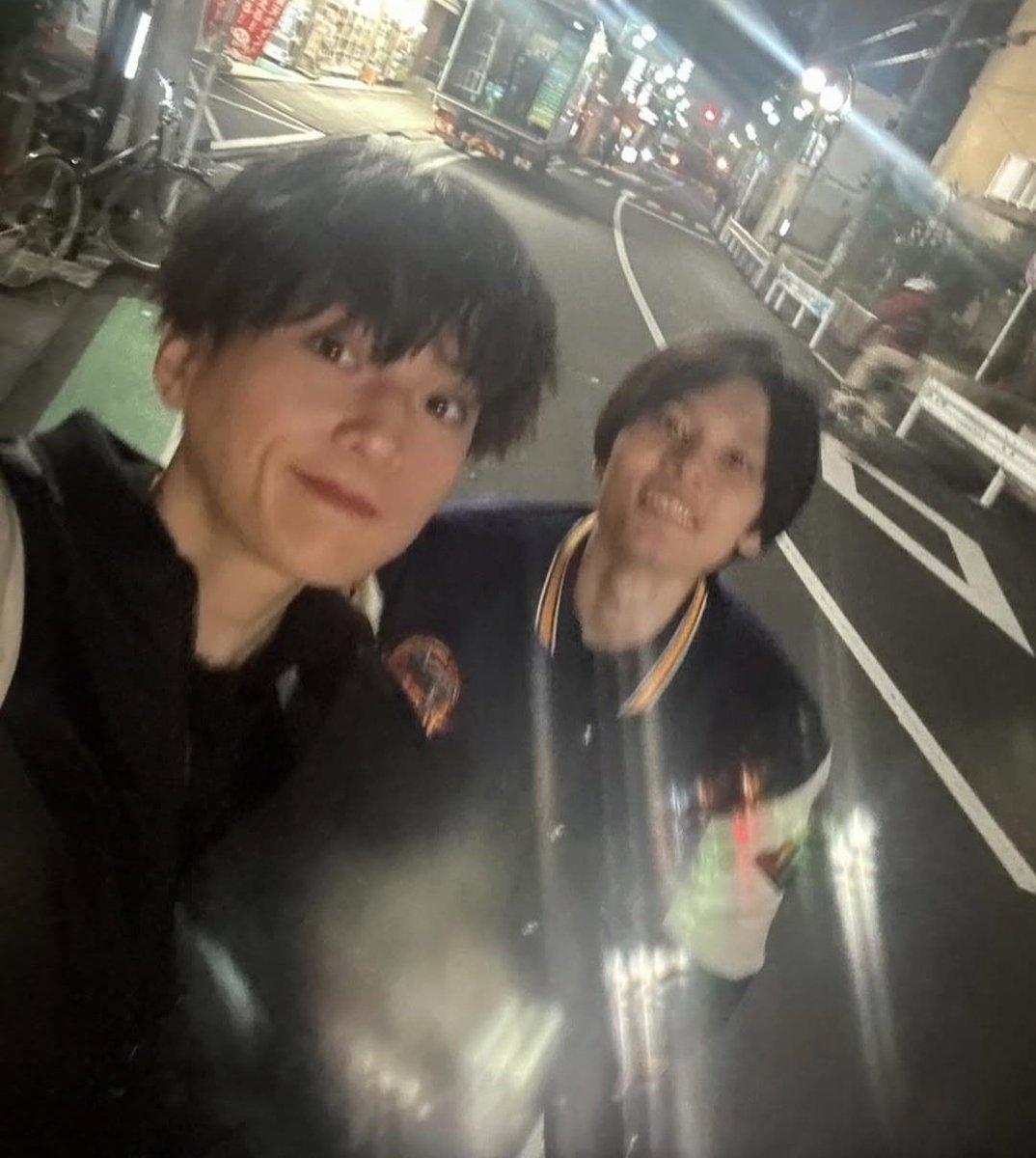 8Stay0325's tweet photo. I'm feeling overwhelmed with so much Yusei and Riju content lately 🥹 both of them going to dinner together and Yusei giving Riku his birthday present 🤍 so cute

#MyBeautifulMan #美しい彼
#八木勇征 #萩原利久 #YagiYusei #HawigaraRiku https://t.co/3xIKJHTemJ