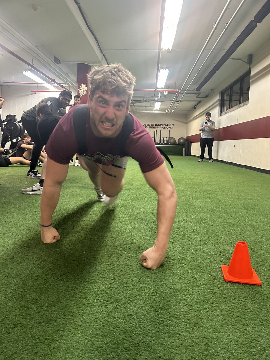 BUKnightsFB's tweet photo. Some competition on a Friday morning doesn’t hurt anyone! ⚔️⚔️ https://t.co/5iKjbHH0LU