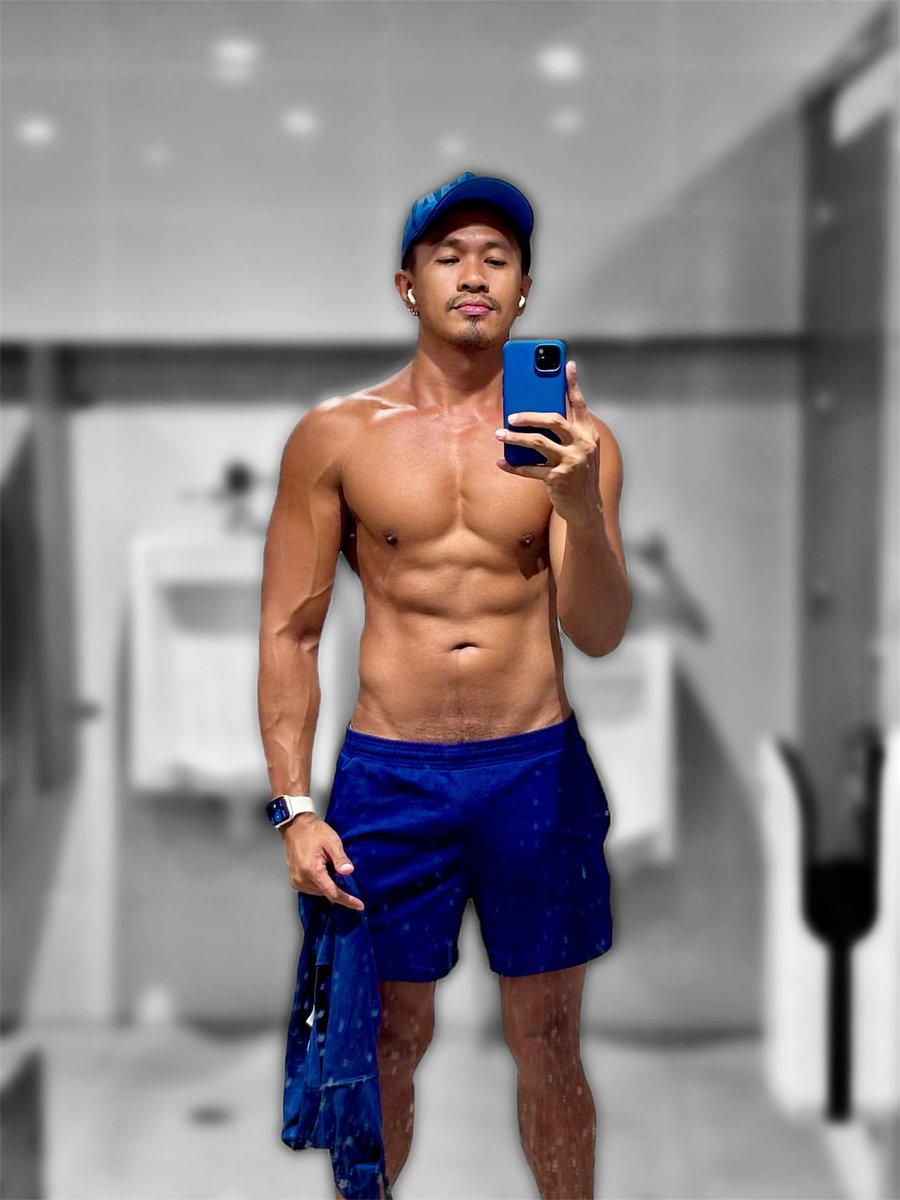 thatnattylifter's tweet photo. I want my body like my coffee, black. 🌚🤪😂 https://t.co/lg2o3HFvet