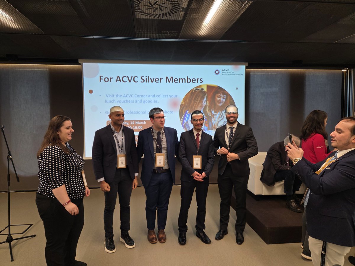 rafavidalperez (@rafavidalperez) on Twitter photo Setting up #ACVCmotions with #acvc2025 young investigators awardees <a href="/escardio/">European Society of Cardiology</a> #cvAcute #ACVC_ESC Setting up #ACVCmotions with #acvc2025 young investigators awardees <a href="/escardio/">European Society of Cardiology</a> #cvAcute #ACVC_ESC