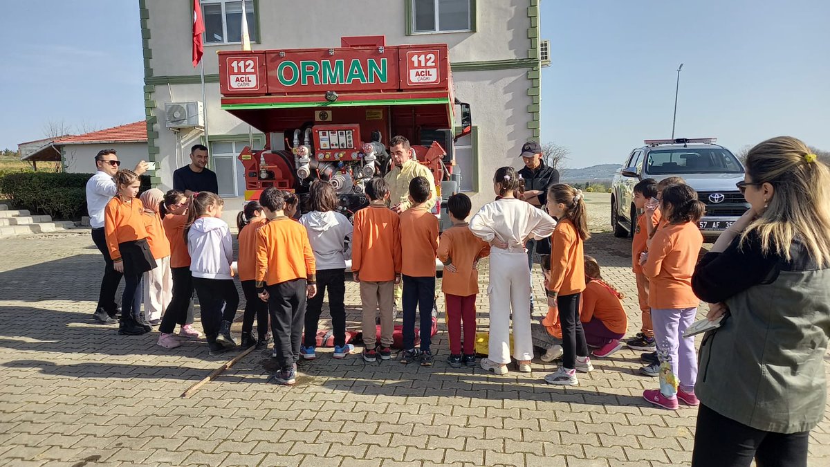 "For A Clean World &amp; Temiz Bir Dünya İçin" isimli eTwinning projemizin "Orman Haftası Etkinlikleri" kapsamında öğrencilerimiz Bektaşağa Orman İşletme Şefliği'ne gittiler. Çeşitli konuları yerinde incelediler. sinopgazimkemalilkokulu.meb.k12.tr/icerikler/bir-…
<a href="/TCSinopValiligi/">T.C. Sinop Valiliği</a> 
<a href="/sinopilmem/">Sinop Milli Eğitim Müdürlüğü</a> 
<a href="/tretwinning/">eTwinning Türkiye</a>