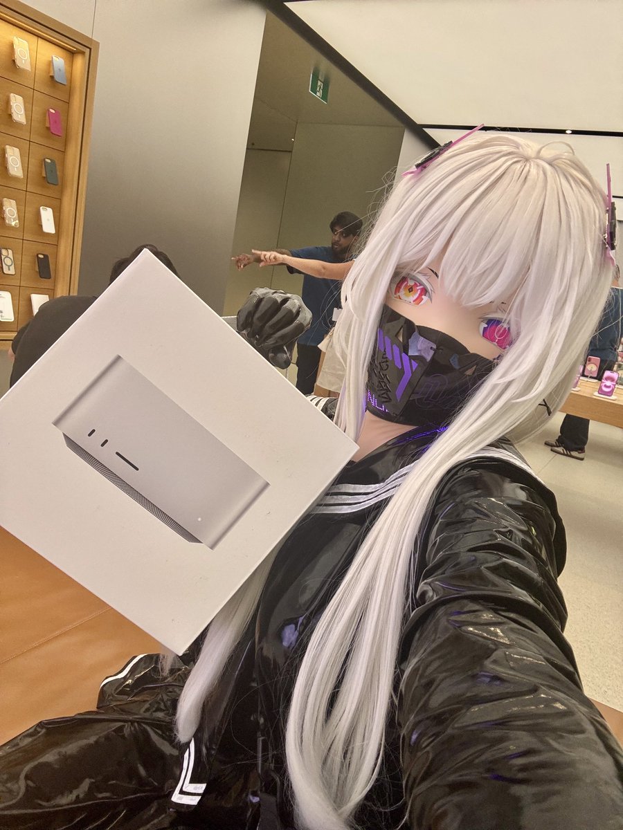 i0ntempest's tweet image. M4 Max Max Studio up and running! 4000 single core Geekbench score is fucking insane
#kigurumi #Apple #MacStudio