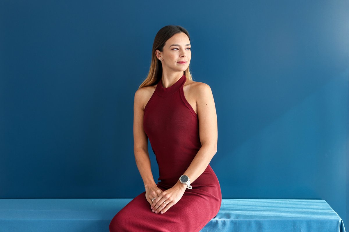 le_Parisien's tweet photo. L’ex-Miss France Marine Lorphelin a terminé ses études de médecine

À 31 ans, la reine de beauté a soutenu sa thèse mercredi à Paris, et a obtenu la mention très honorable.

➡️ https://t.co/DsnvO7i3qd https://t.co/MRX50Fb2on