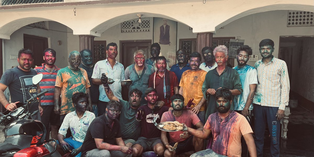 avinashrai28's tweet image. रंग बरसे…