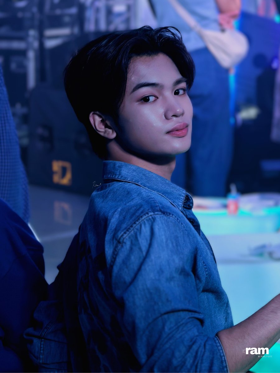 ram ✨ (@iamjpuff) on Twitter photo 03.12.2025 | Maki Bughaw Hour 💙
📷 HORI7ON JEROMY
📍 Matrix Creations Events
#HORI7ON #호라이즌 #JEROMY #제로미 <a href="/HORI7ONofficial/">HORI7ONofficial</a> 03.12.2025 | Maki Bughaw Hour 💙
📷 HORI7ON JEROMY
📍 Matrix Creations Events
#HORI7ON #호라이즌 #JEROMY #제로미 <a href="/HORI7ONofficial/">HORI7ONofficial</a>
