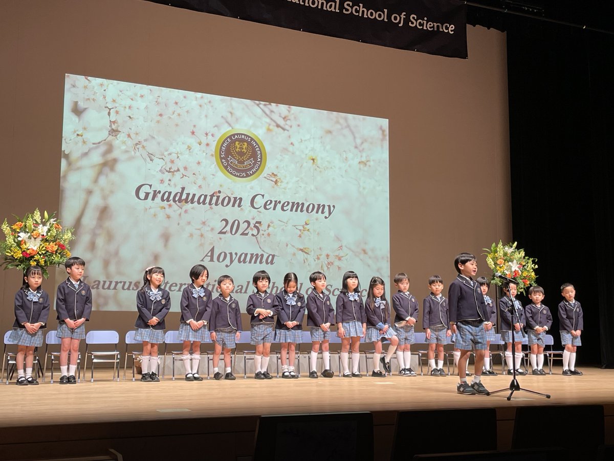 LaurusISS's tweet image. 🎓Graduation Ceremony 2025🎓
Congratulations to all the graduates🧑🎓👩🎓
The science presentation by Year 1 students was the highlight of their three years in kindergarten!
#laurus #ローラス #sciecne #english #internationalschool #インターナショナルスクール #英語 #english #卒業…