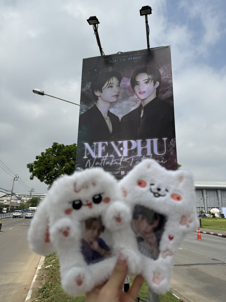 NexsStation's tweet image. จิ๋วๆของมี๊ วันนี้สู้ๆน้า มารอเชียร์หนุแยะ✌🏻💕
#NEXnattakit
#PHUTATCHAI
#BUS_LIGHTTHEWORLD_D1