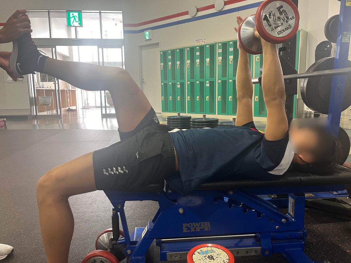chukyoAT's tweet photo. 【トレーナー業務紹介(大学編)】
大学の水泳部7名のトレーニングを担当しています

今年度は基礎的なトレーニングを中心に実施し、2月末の大会では、多くの選手が自己ベストを更新しました！

感覚の面でも良い効果が見られています！

今後もサポートしていきます！

 #中京大学
 #JSPO_AT
 #水泳 https://t.co/2tnJWrav4e