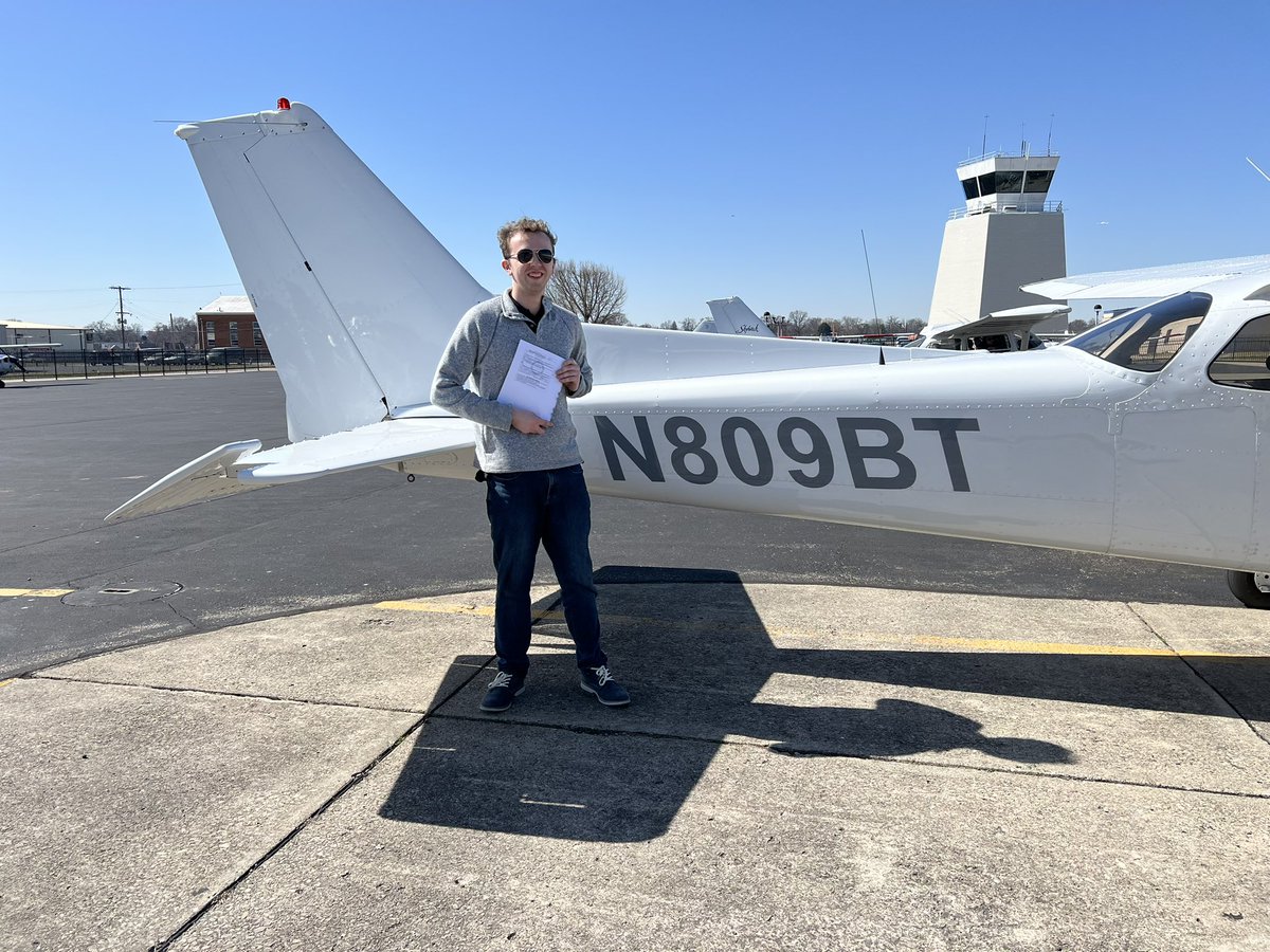 Louisville Aviation tweet media